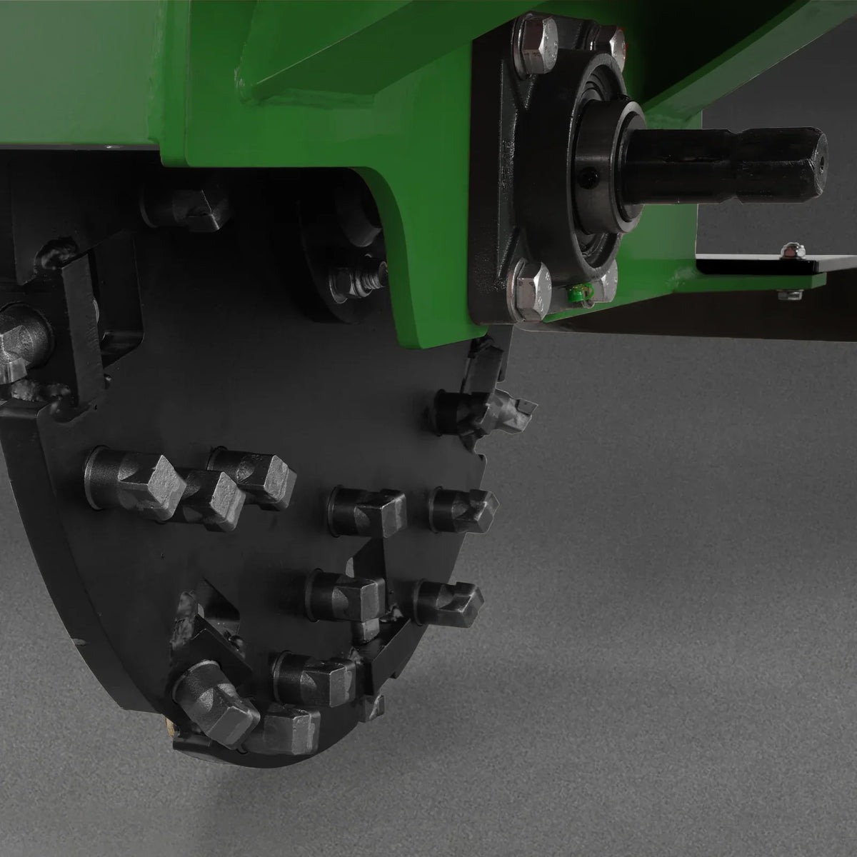 3-Point Hitch PTO Stump Grinder with 34 Carbide Teeth (PTO Shaft Included),  for 15-45HP Tractor,  SG24
