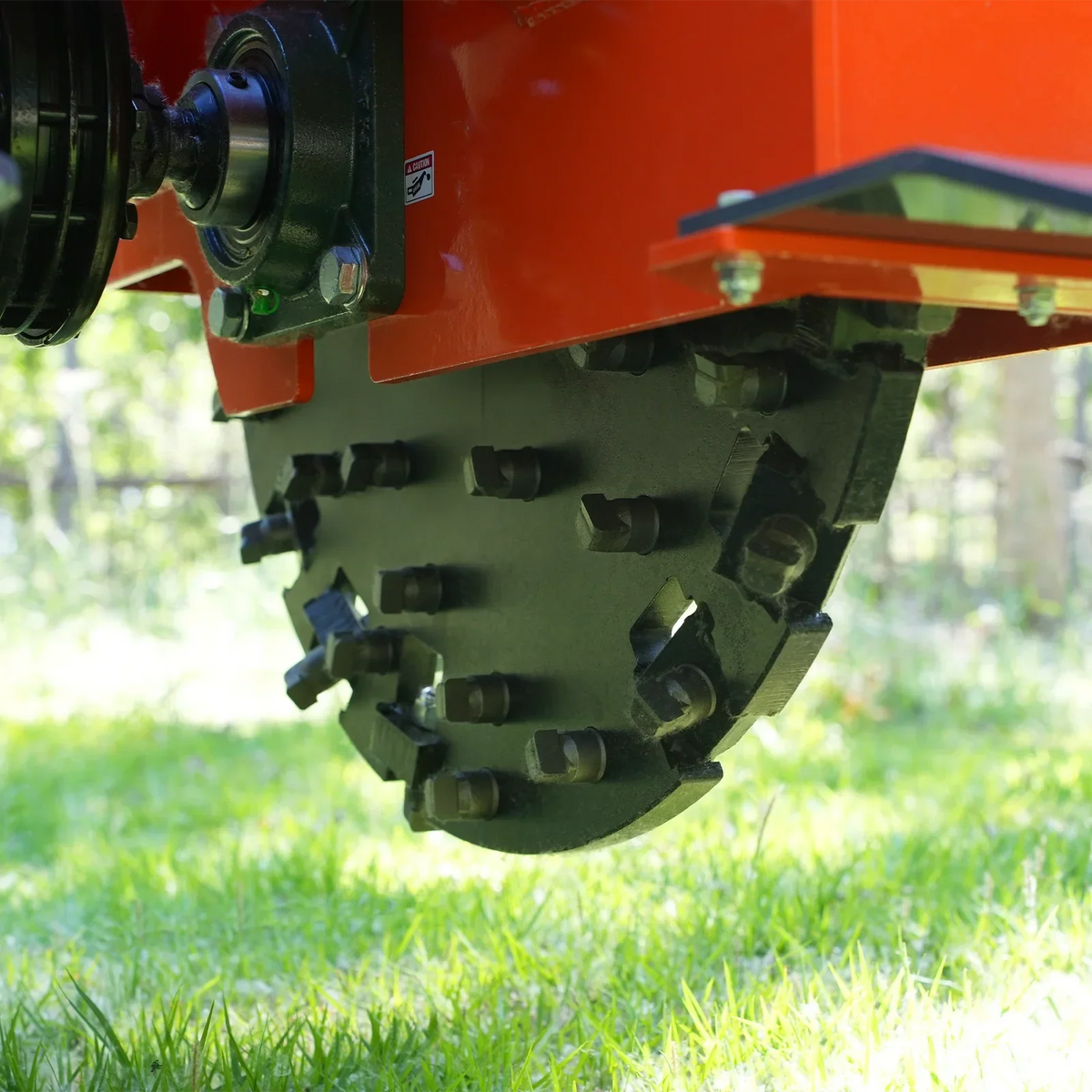 3-Point PTO Stump Grinder with 44 Carbide Teeth (PTO Shaft Included with Slip Clutch),  for 35-80HP Tractor,  SG28