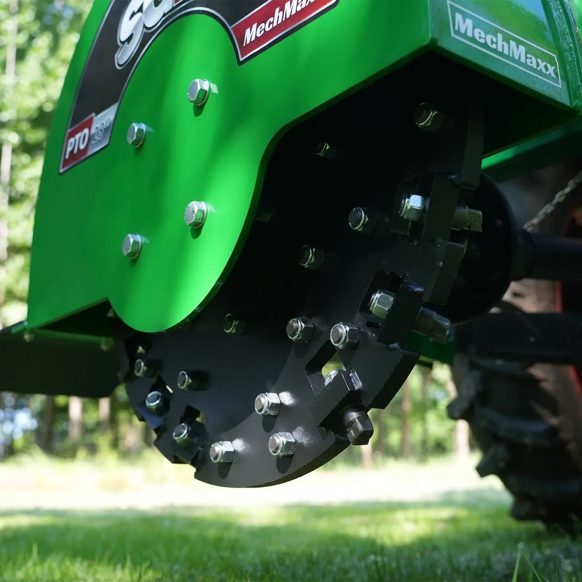 3-Point PTO Stump Grinder with 44 Carbide Teeth (PTO Shaft Included with Slip Clutch),  for 35-80HP Tractor,  SG28