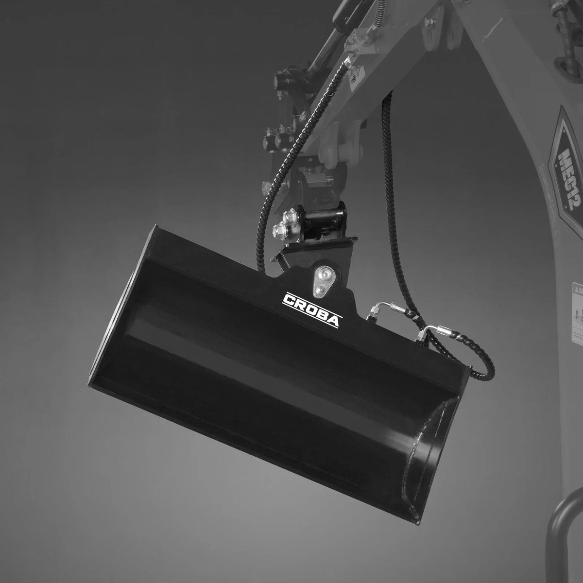 32" Tilt Bucket for Mini Compact Excavator MEC10/MEC12 ( SKU: 150530; 150531; 150532 )