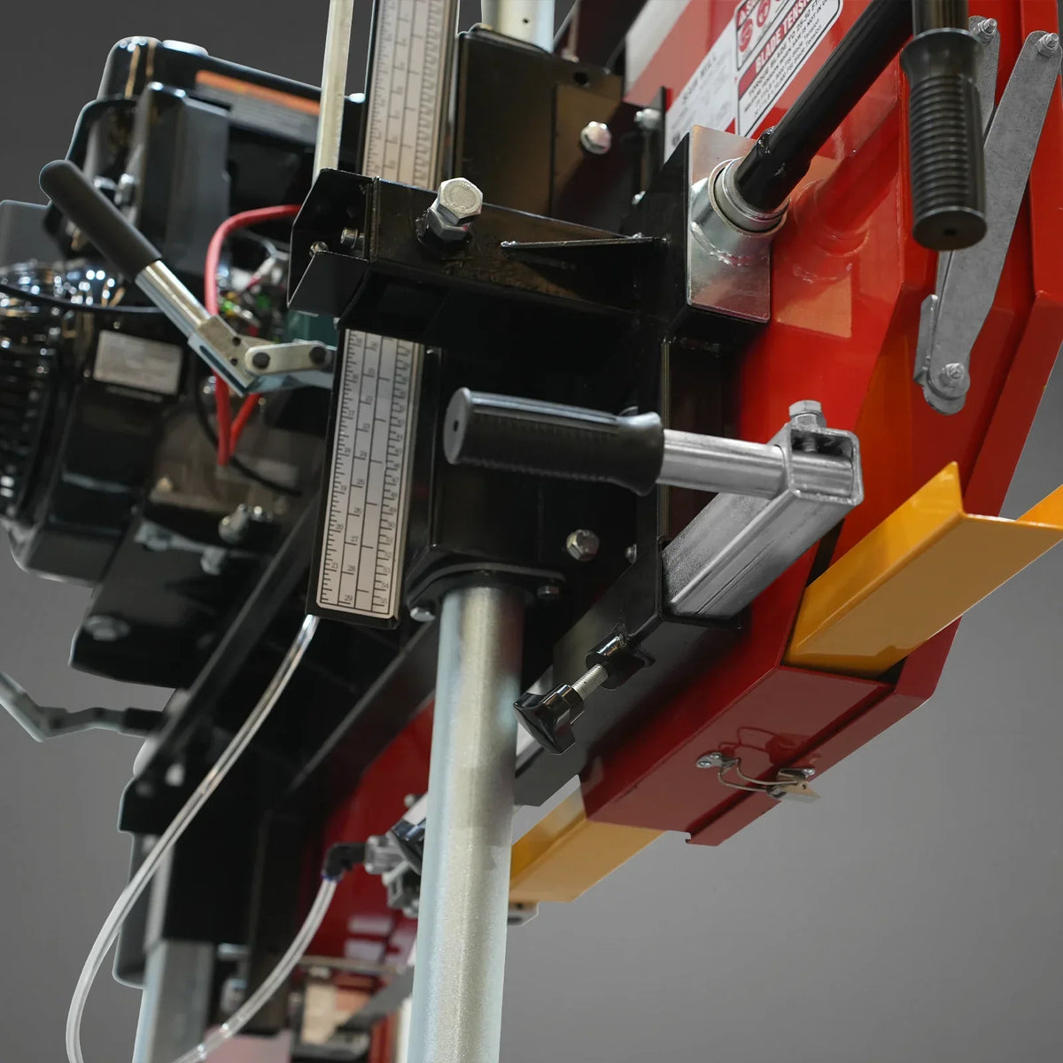 26" Portable Sawmill,  420cc 15HP E-Start Gasoline Engine,  20" Board  Width,  13' Track Length ,  SM-26