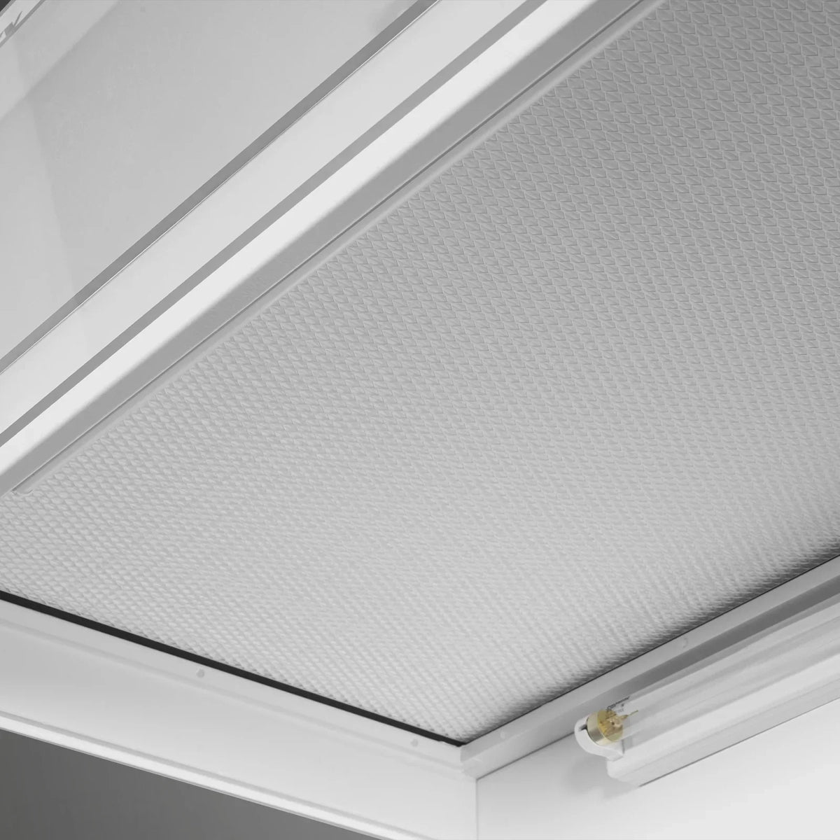 53.5″ Wide CB-V2 Vertical Laminar Flow Clean Bench with HEPA Filtration & UV Sterilization | ISO Class 5