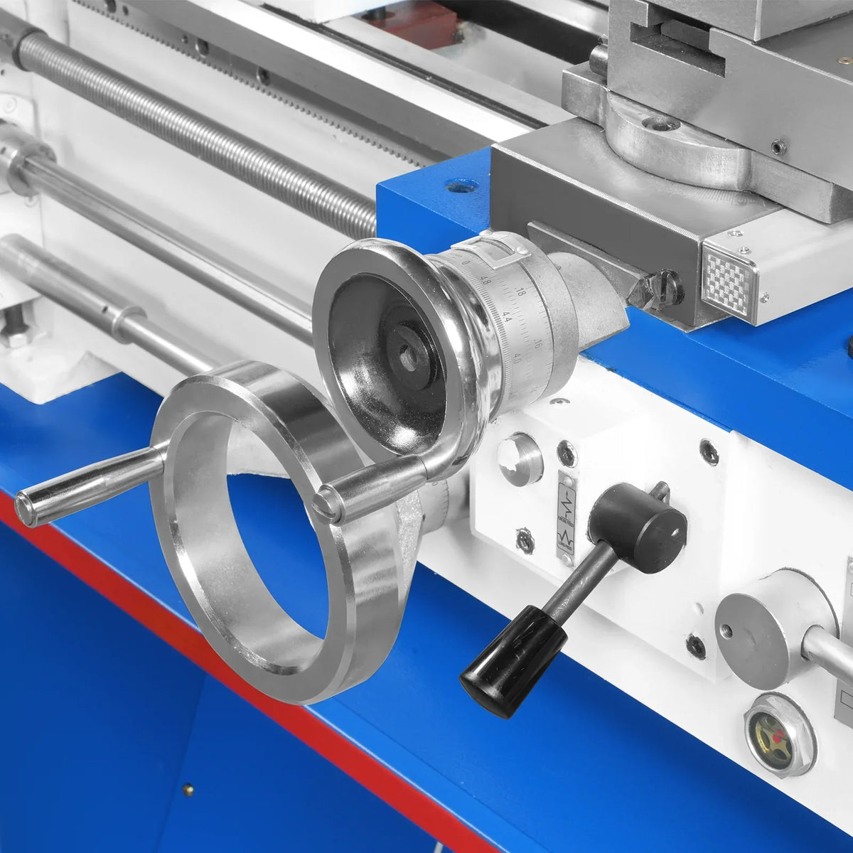 13" x 37" Industrial Heavy Duty Bench Metal Lathe 1.5HP/1100W Metal Working Lathe High Precision 64-1500 RPM Variable Speed with Four-axis sliding system 1337G4