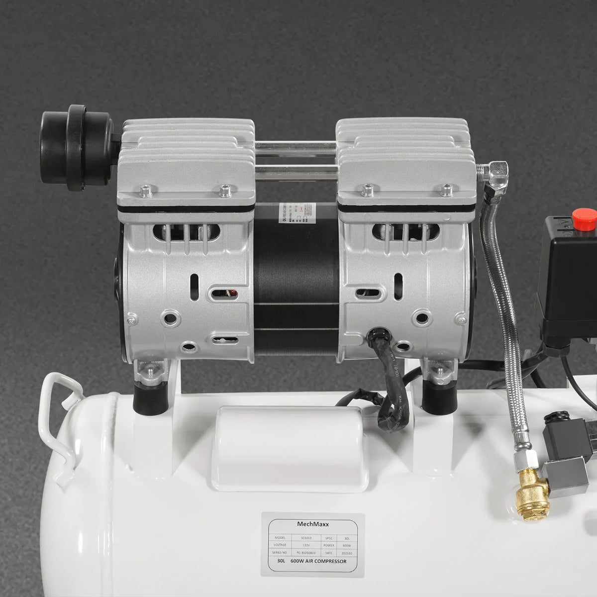 8 Gallon Air Compressor 600W 110V Oil-Free Quiet Electric Air Pump - 0.7MPa, 40L/min