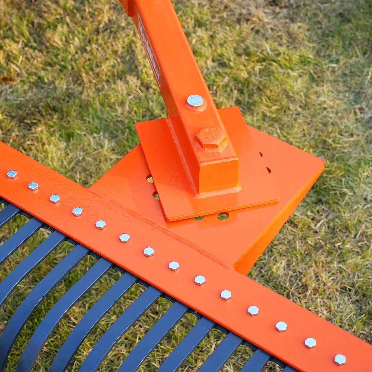 84" Landscape Rake with Bolt-On Wheels & 42 Tines 3 Point Hitch Tractor Attachment,  LR84W