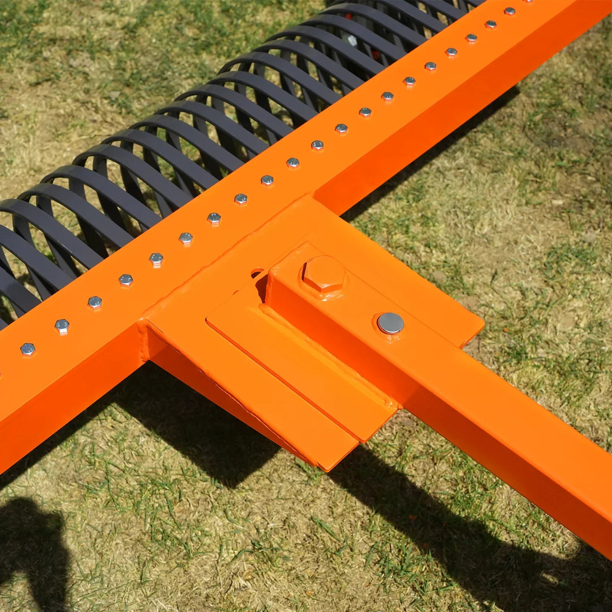 84" Landscape Rake with Bolt-On Wheels & 42 Tines 3 Point Hitch Tractor Attachment,  LR84W