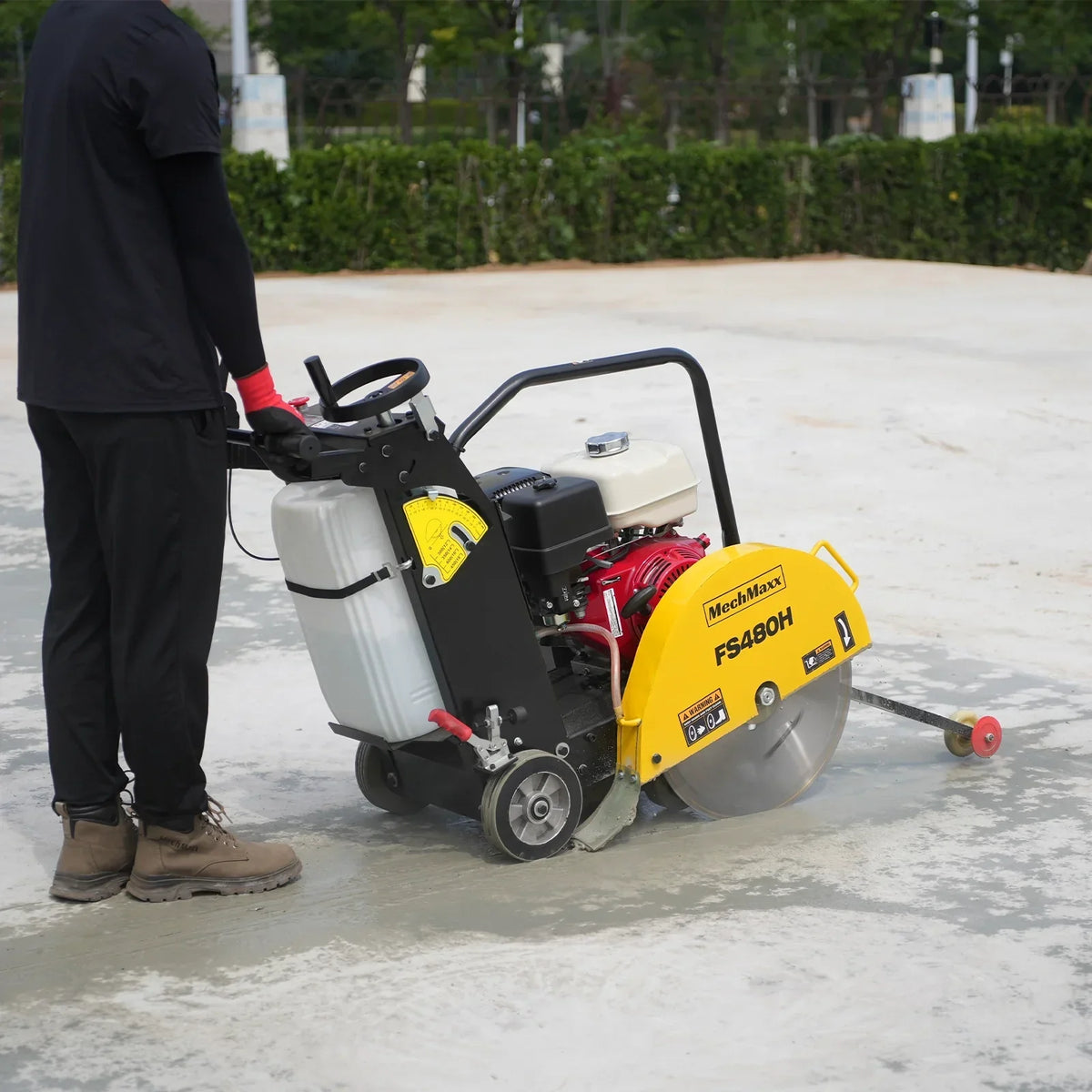 Honda GX390 Walk-Behind Concrete Floor Saw, 20 in Blade, 7 in Cutting Depth, FS480H