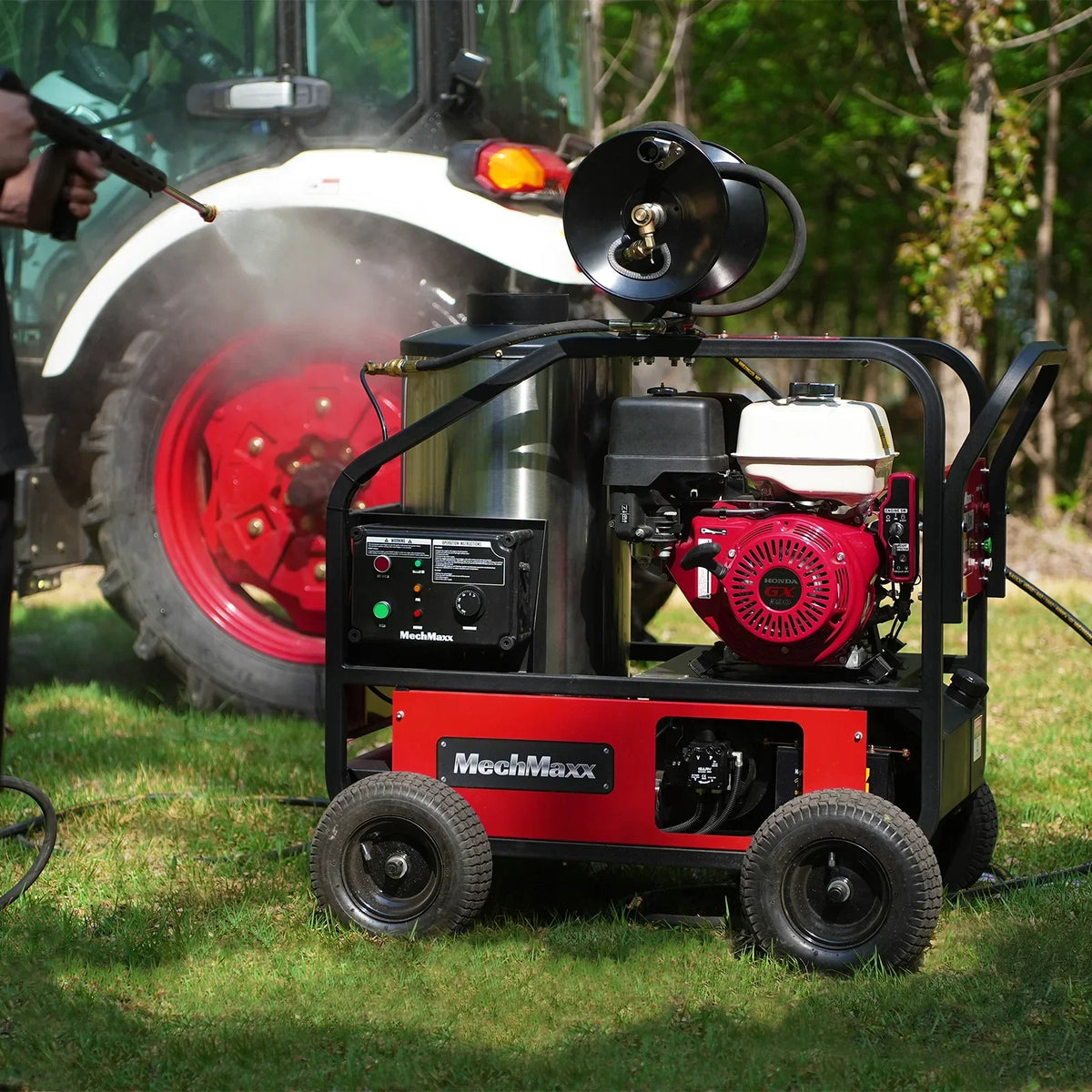 4000 PSI 4 GPM HONDA E-Start Engine Hot Water Pressure Washer with Hose Reel,  HPW40H
