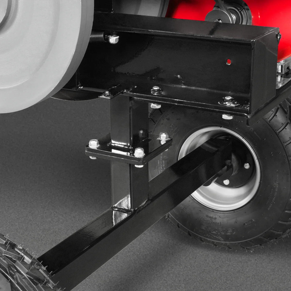 34 Ton Kinetic Fast Log Splitter,  7 HP Ducar Gasoline Engine,  28" Log Diameter Capacity,  3-Sec Cycle Time,  KT34