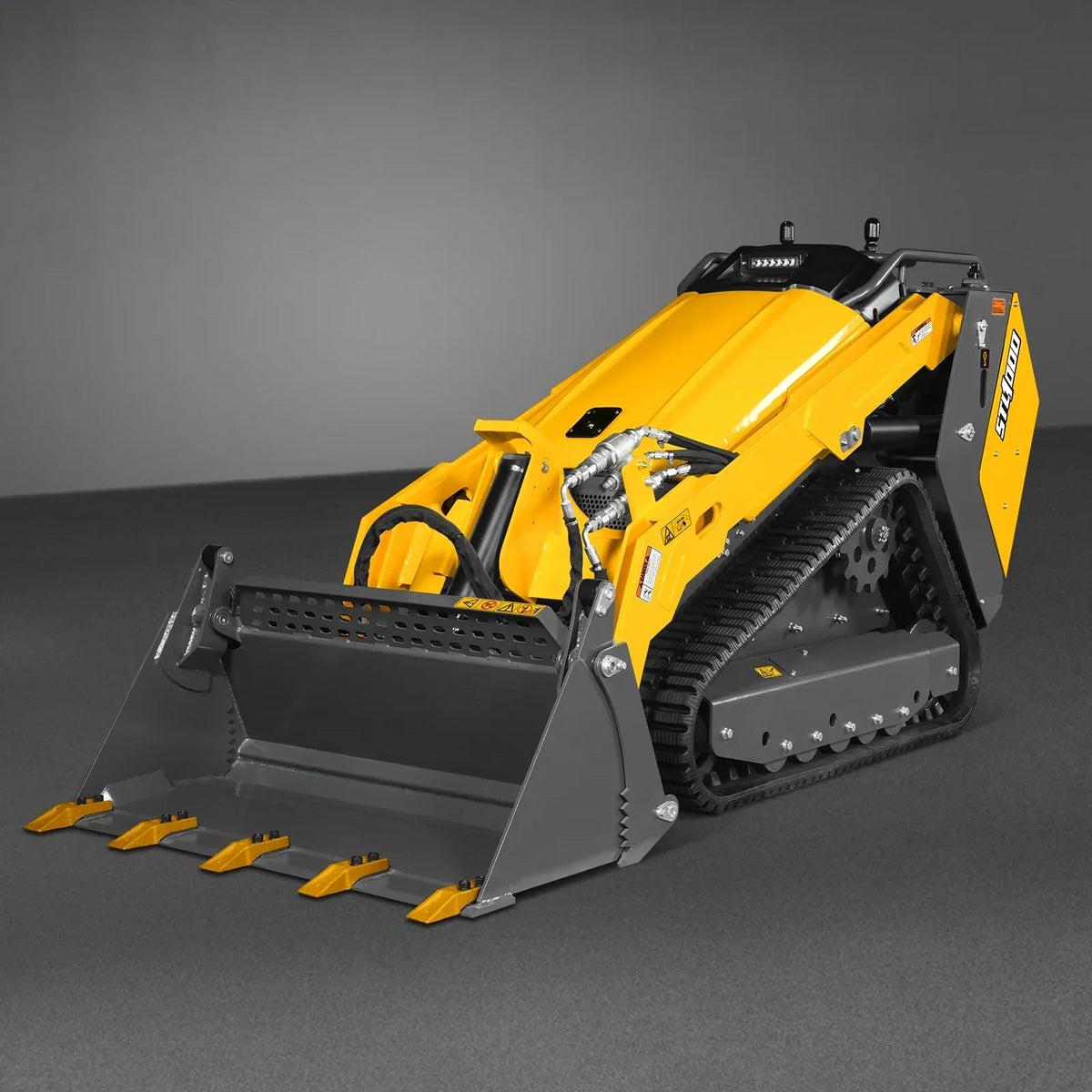 Mini Skid Steer Stand On Compact Track Loader ( 4 in 1 bucket included ) with 25HP KUBOTA D1105 Diesel Engine,  Common Industry Interface (CII),  CROBA  STL1000