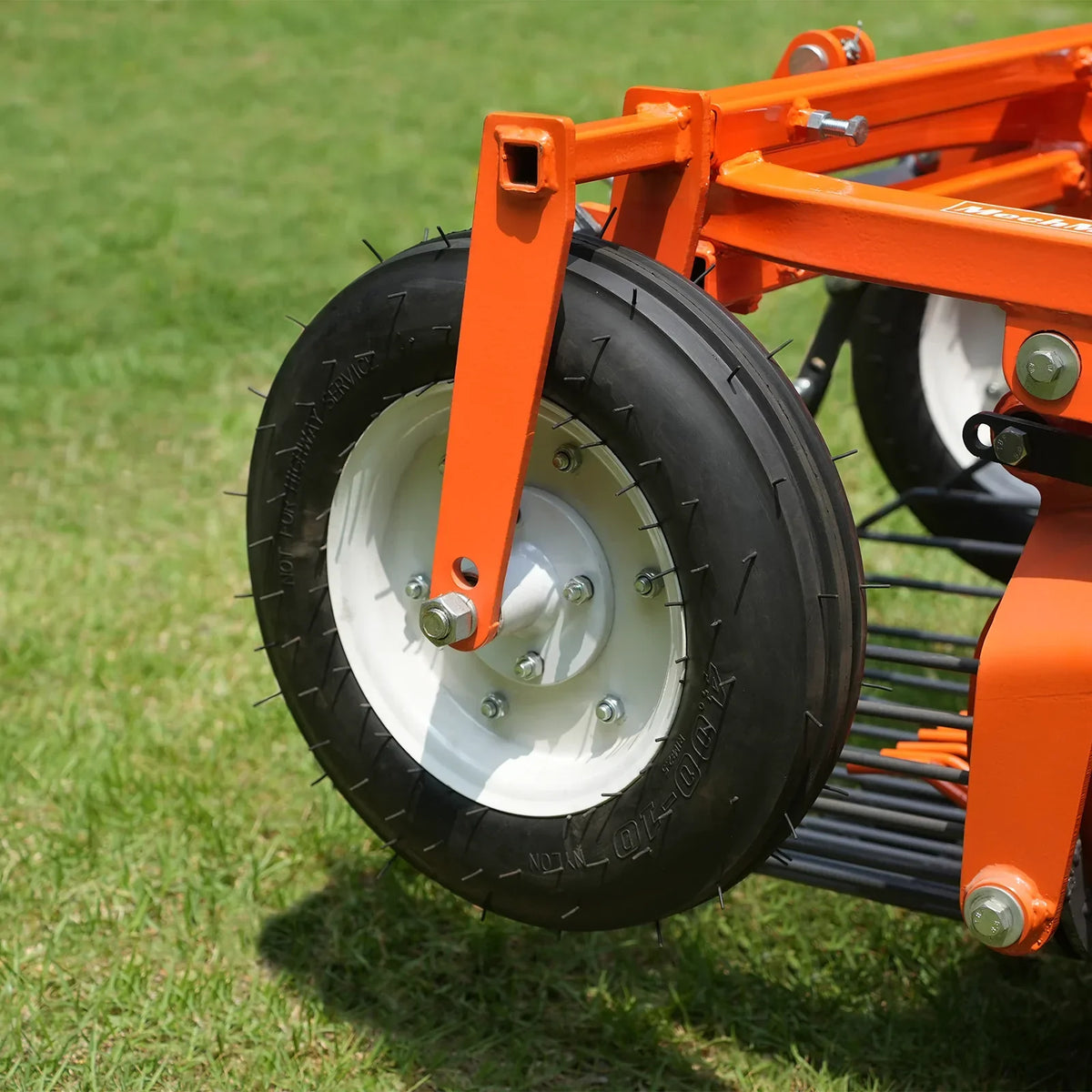 3 Point One Row Potato Harvester Potato Digger Picker PTO Driven,  PH19