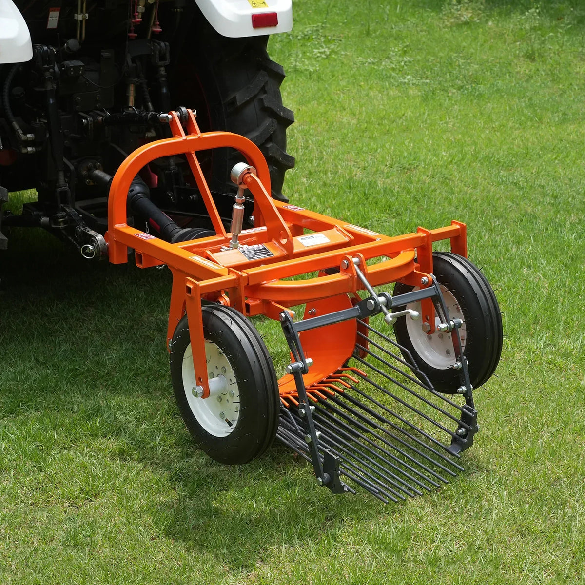 3 Point One Row Potato Harvester Potato Digger Picker PTO Driven,  PH19