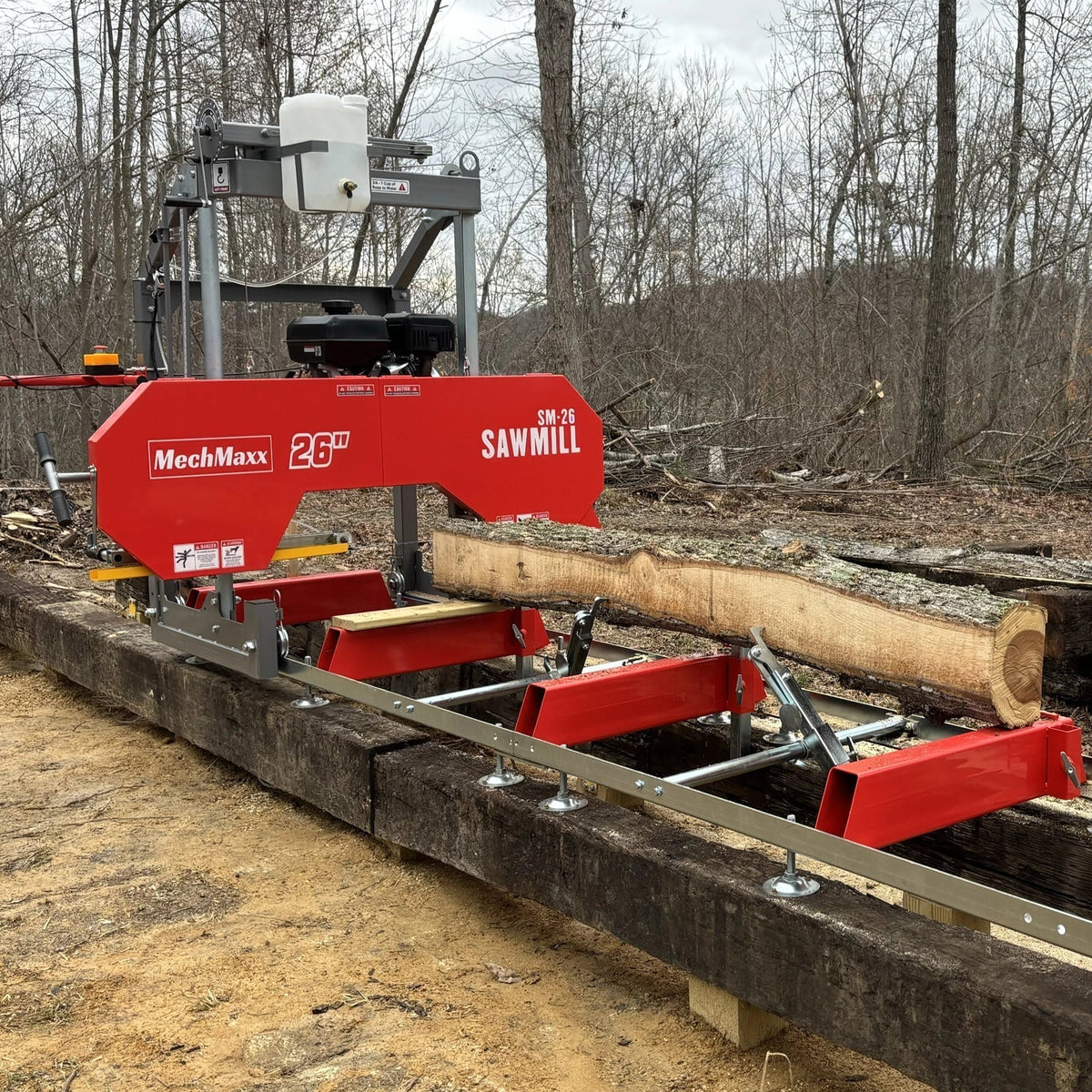 26" Portable Sawmill,  420cc 15HP E-Start Gasoline Engine,  20" Board  Width,  13' Track Length ,  SM-26